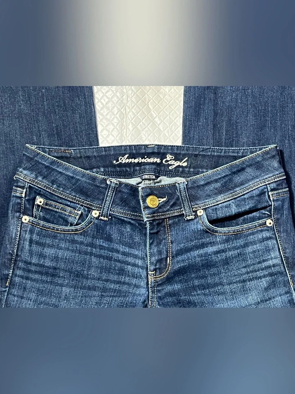 American Eagle Outfitters Women'sSize 6 Stretch Slim Boot Cut Jeans - Dark Blue